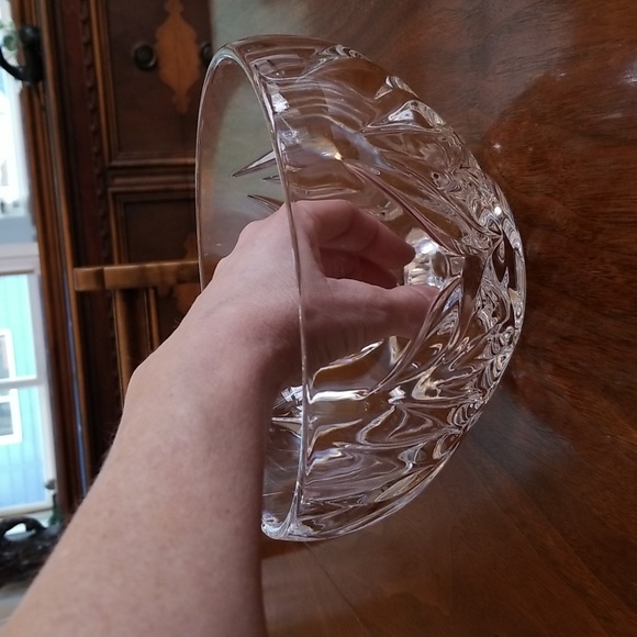 LEADED CRYSTAL Vintsge Fruit Bowl - Picture 5 of 6